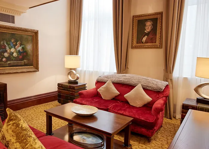 The Royal Horseguards Hotel, Londra